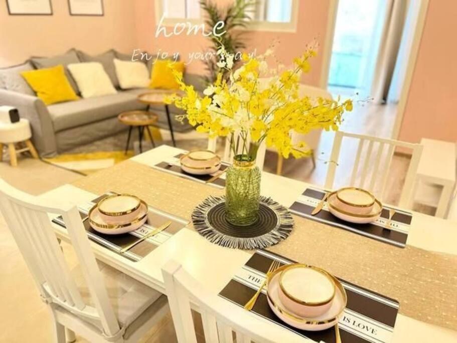 B104 - Liberty Bridge Lovely Home With Free Parking 부다페스트 외부 사진