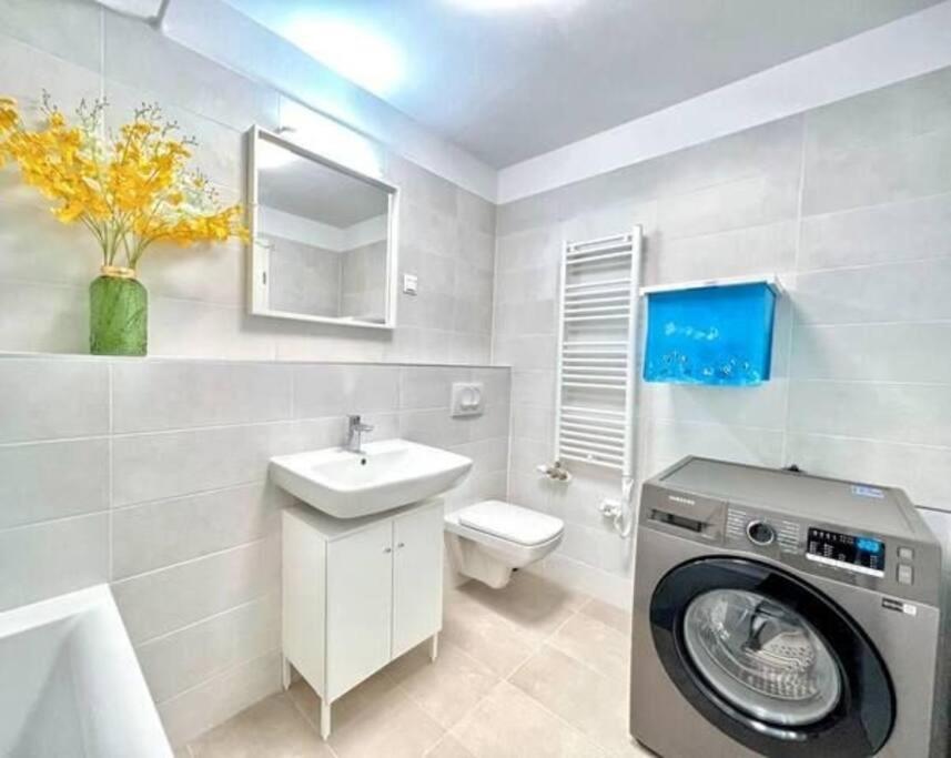 B104 - Liberty Bridge Lovely Home With Free Parking 부다페스트 외부 사진