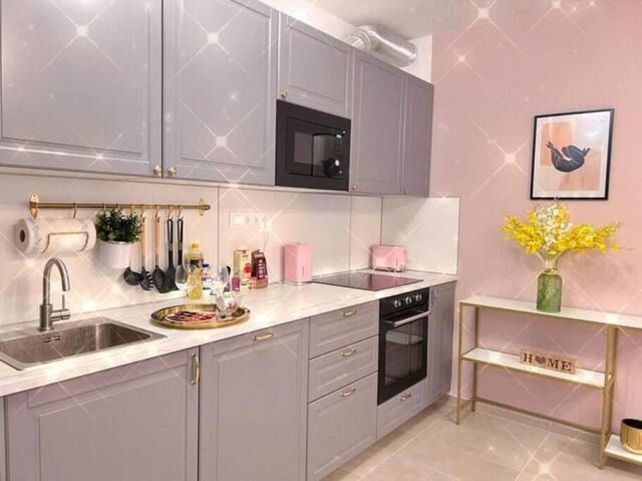 B104 - Liberty Bridge Lovely Home With Free Parking 부다페스트 외부 사진